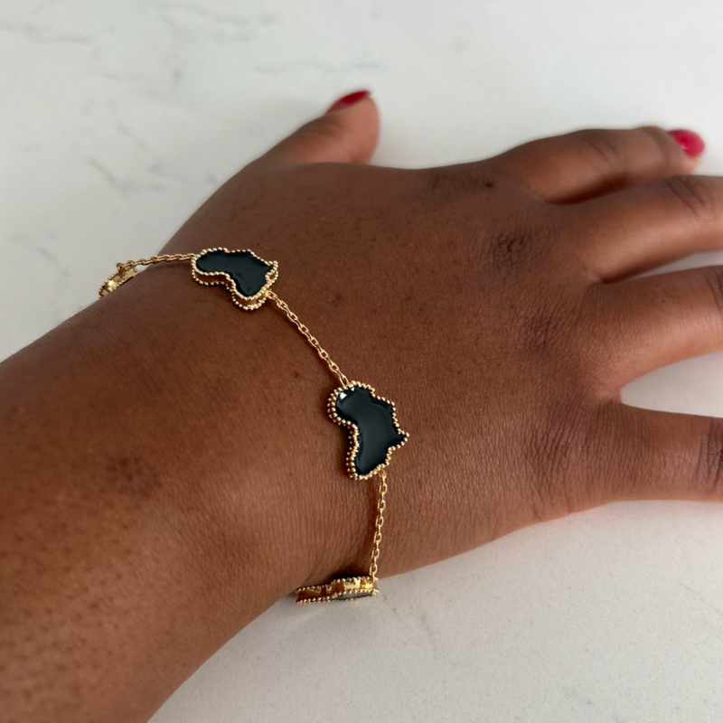 Adaku Macro V | Black Pearl | 5 Motif Africa Bracelet