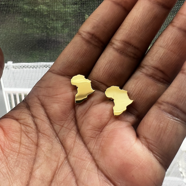 Ulo Medium | Medium Africa Stud Earrings